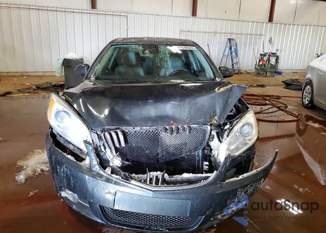 2014 Buick Verano Convenience z USA, uszkodzony, nr VIN 1G4PR5SK7E4200496